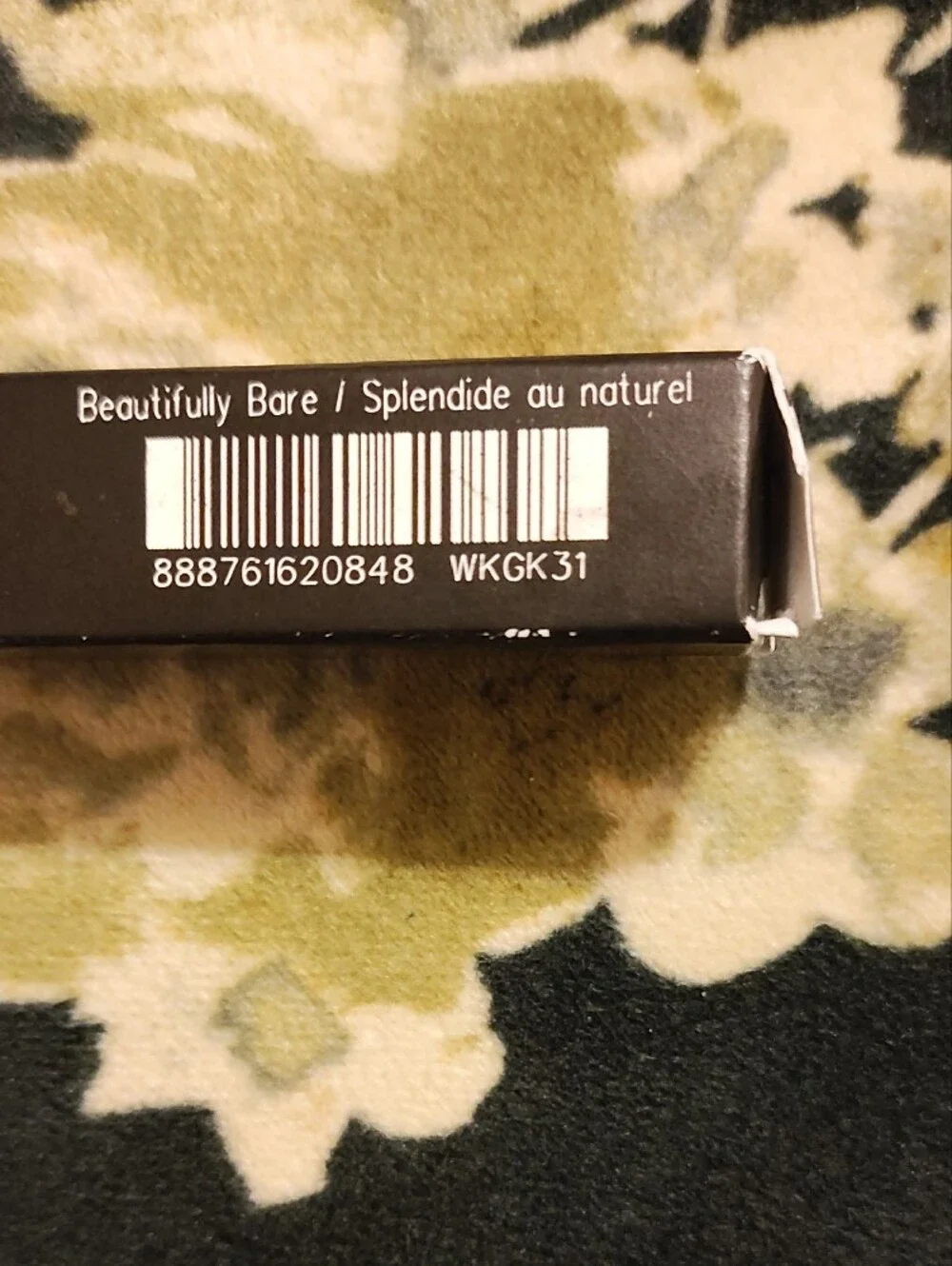 FMG Cashmere Rouge Lacquer Lip Color - Black Packaging